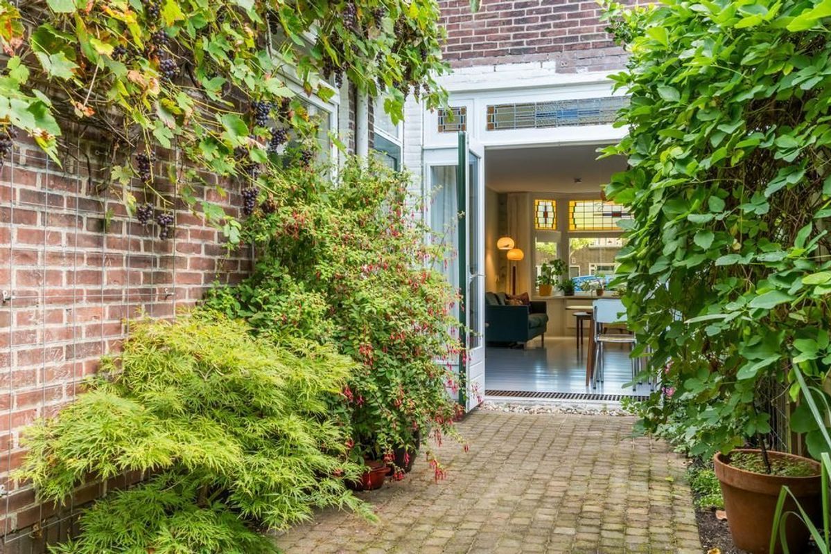 Burgemeester van Tuyllkade 48 Photo Blur 16