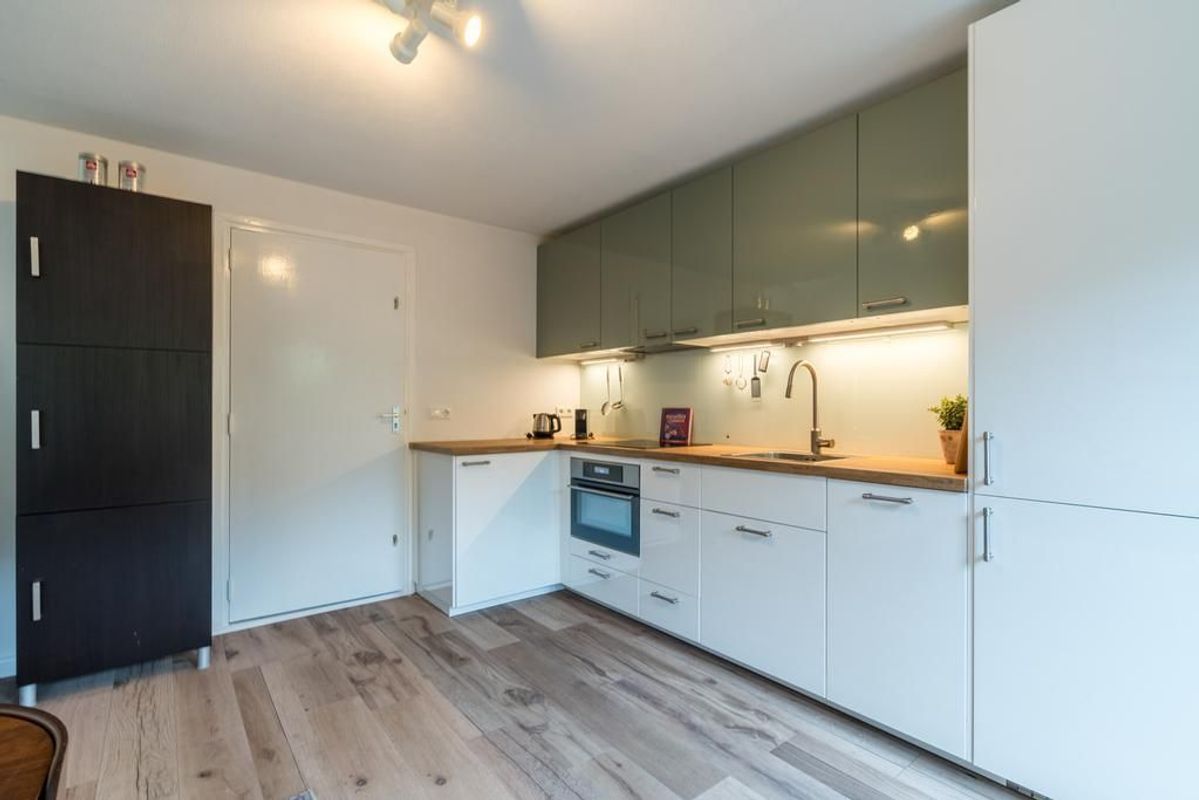 Oosterstraat 17-A Photo Blur 11