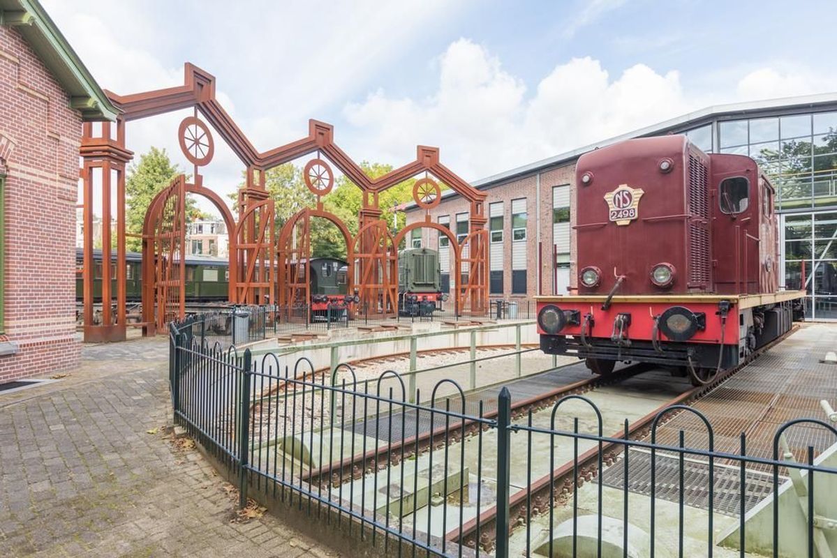 Oosterstraat 17-A Photo Blur 22