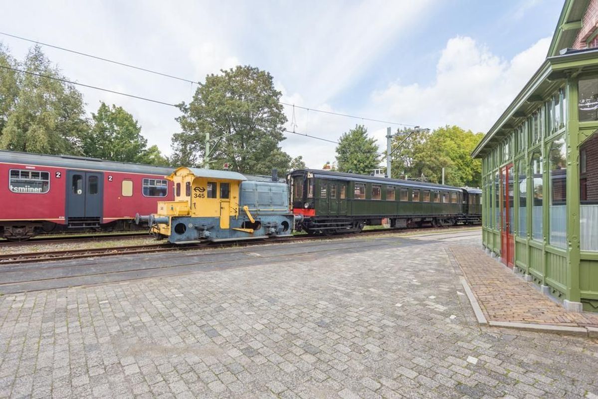 Oosterstraat 17-A Photo Blur 23