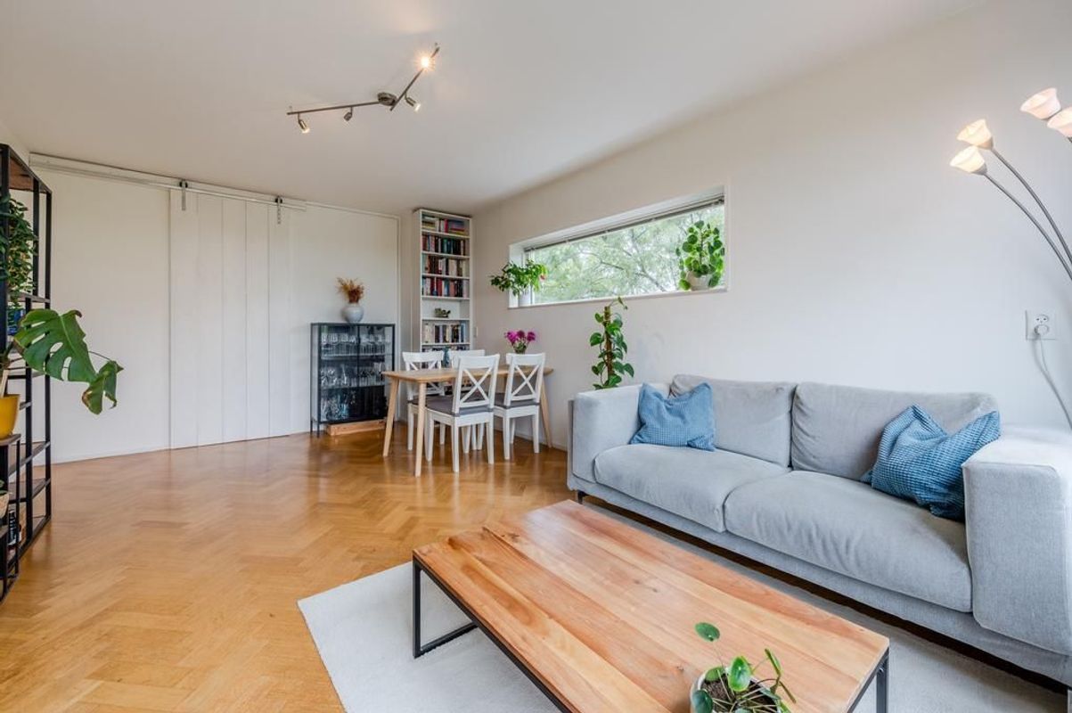 Kapteynlaan 39 Photo Blur 2