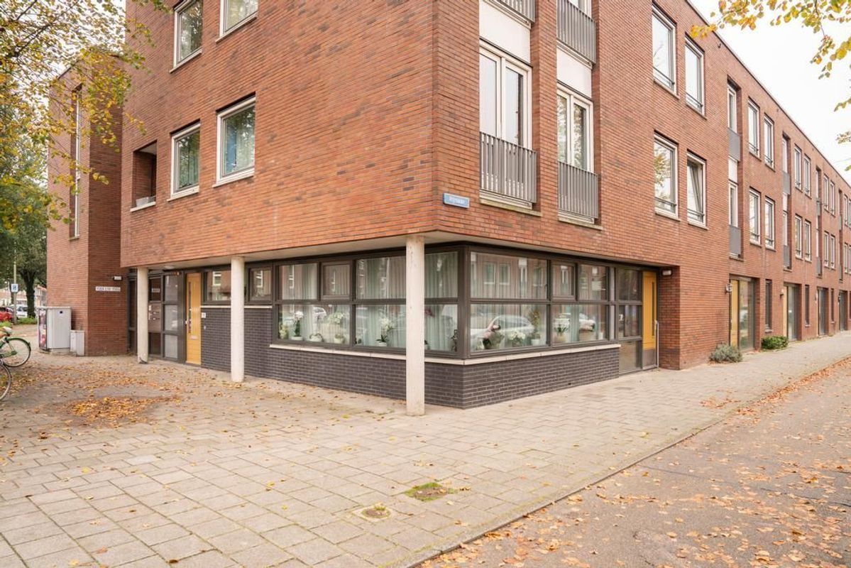 Waalstraat 156-C Photo Blur 30