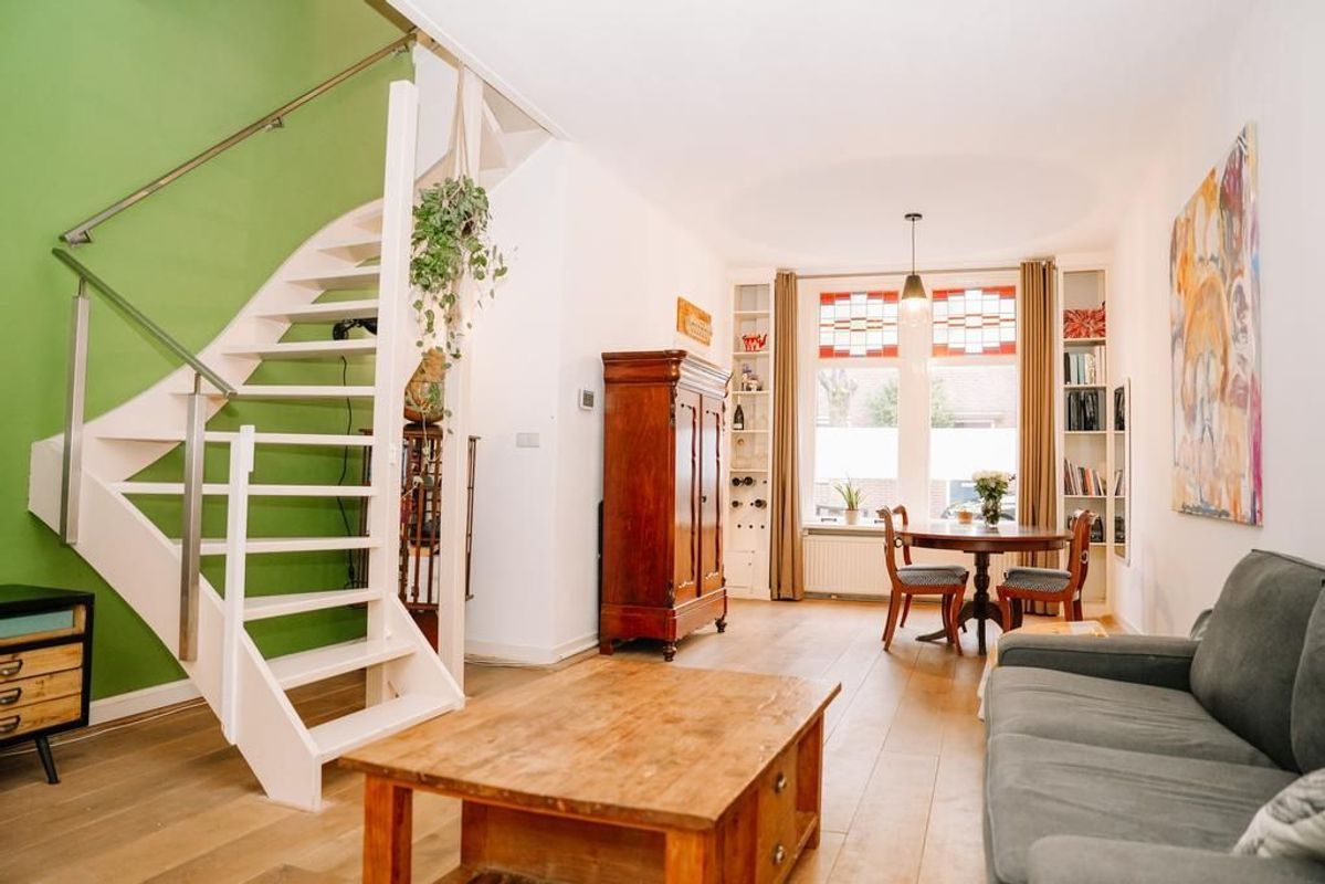 Riouwstraat 91 Photo Blur 6