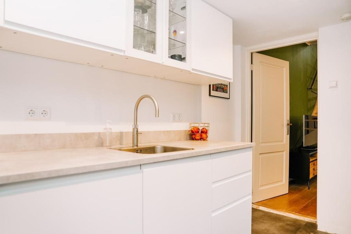 Riouwstraat 91 Photo Blur 12