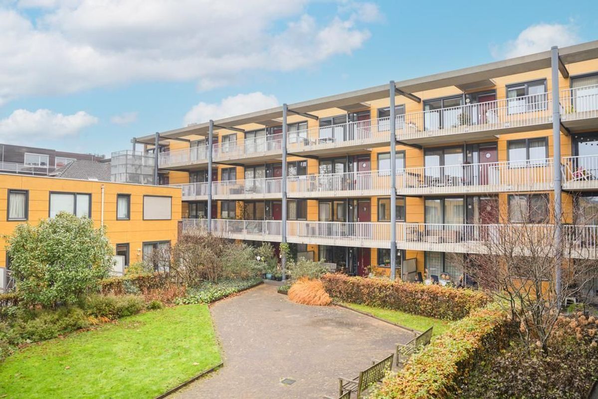 Merelstraat 84 Photo Blur 1