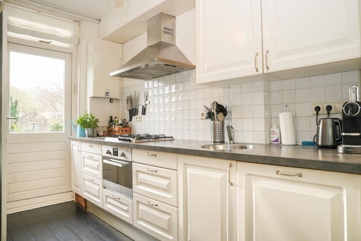 Van Riebeeckstraat 20-BS Photo Blur 16