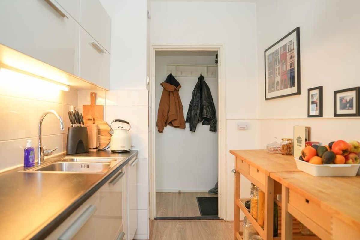 Van Bijnkershoeklaan 207 Photo Blur 17