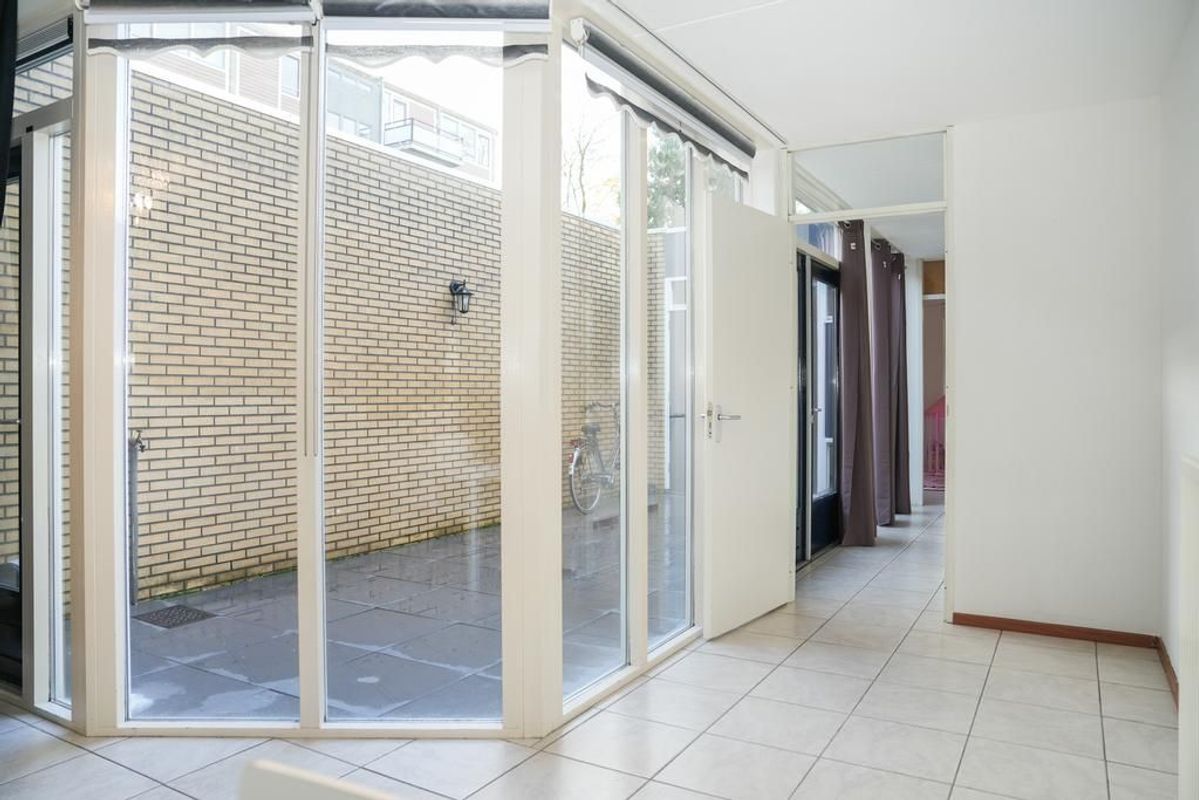 Torreshof 10 Photo Blur 10