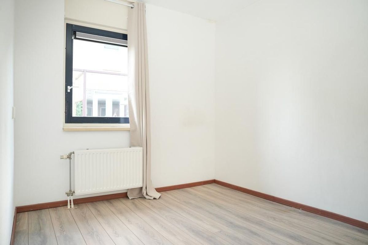 Torreshof 10 Photo Blur 25