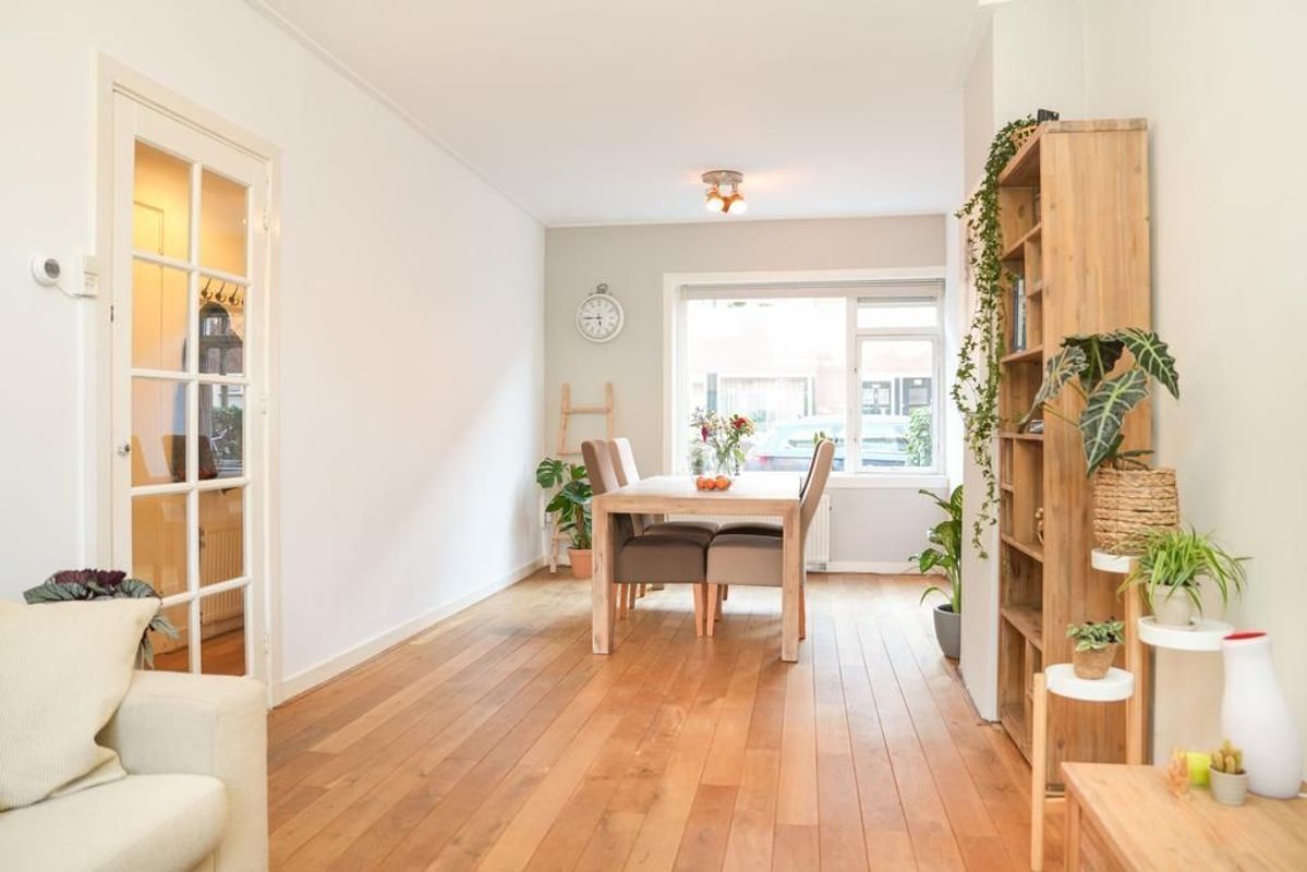 Linnaeusstraat 44 Photo Blur 3