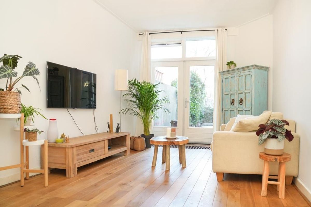 Linnaeusstraat 44 Photo Blur 7