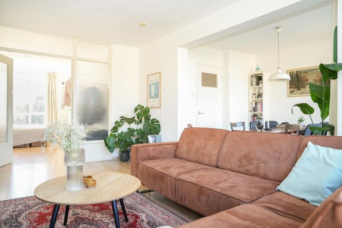 Tolsteegplantsoen 36-II Photo Blur 2