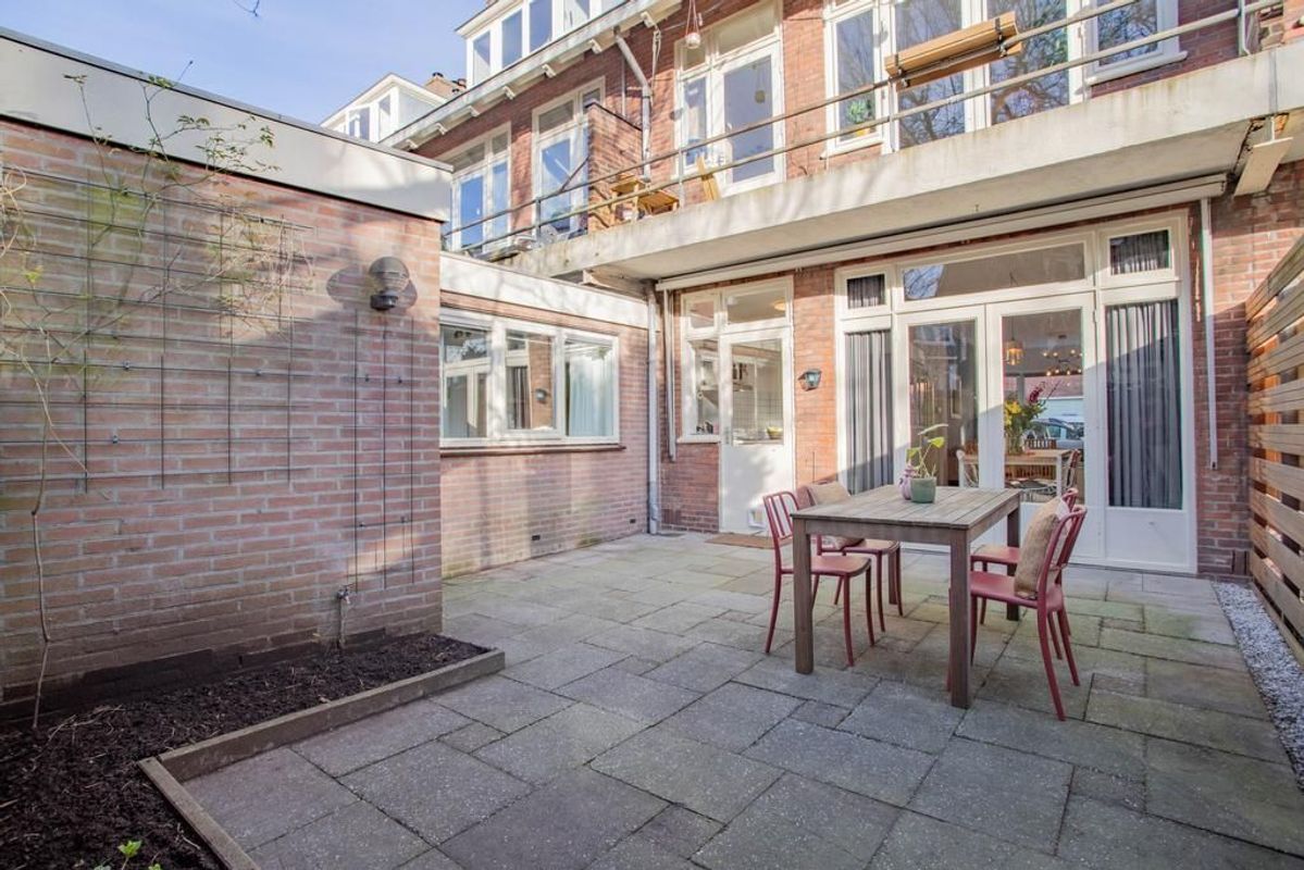 Kneppelhoutstraat 22 Photo Blur 17