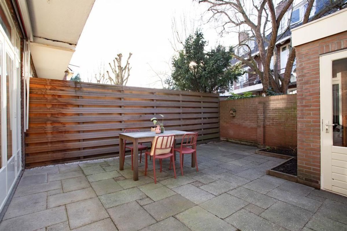 Kneppelhoutstraat 22 Photo Blur 18