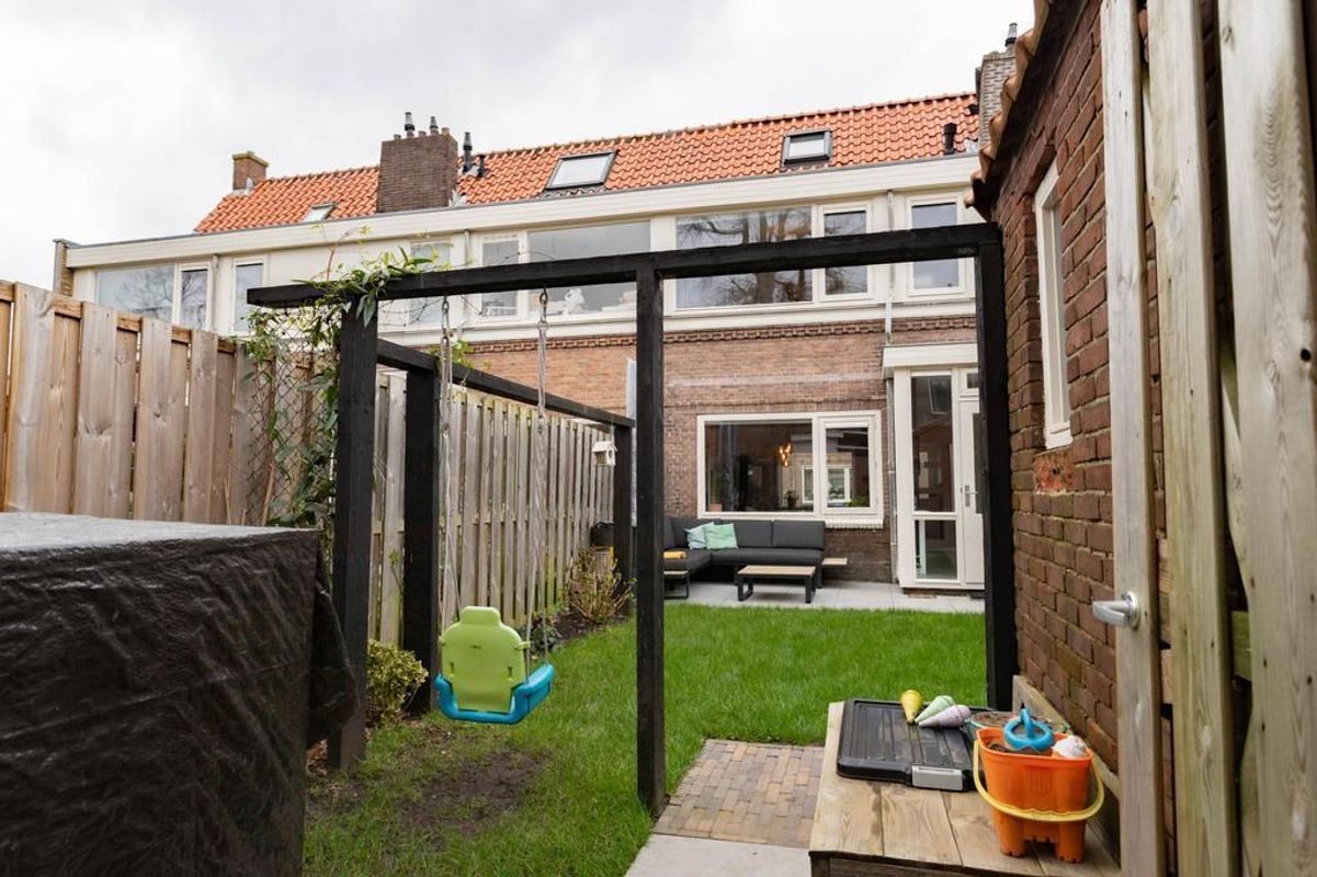 Rietstraat 5 Photo Blur 25