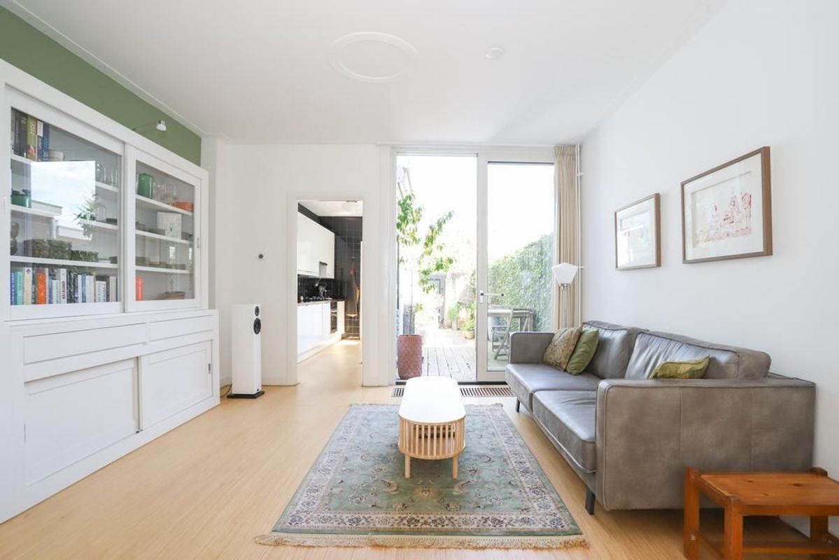 Merwedekade 101 Photo Blur 1