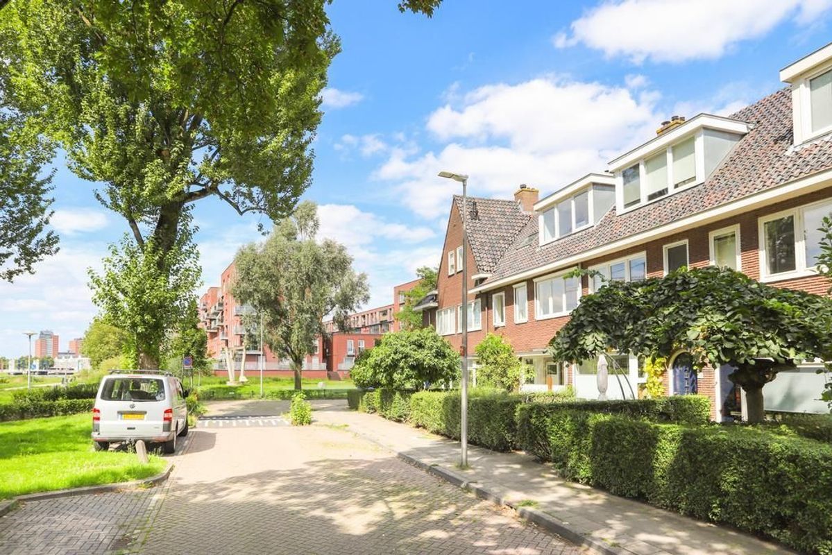 Merwedekade 101 Photo Blur 44