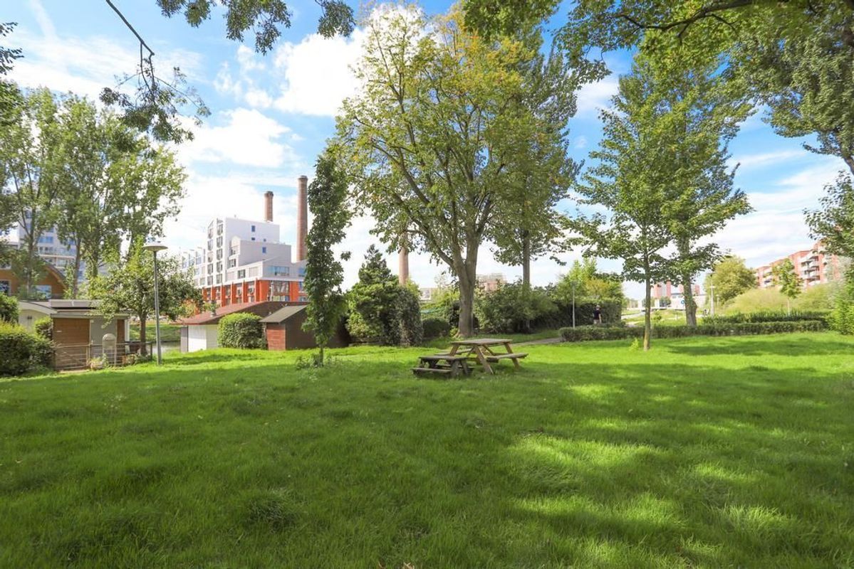 Merwedekade 101 Photo Blur 46