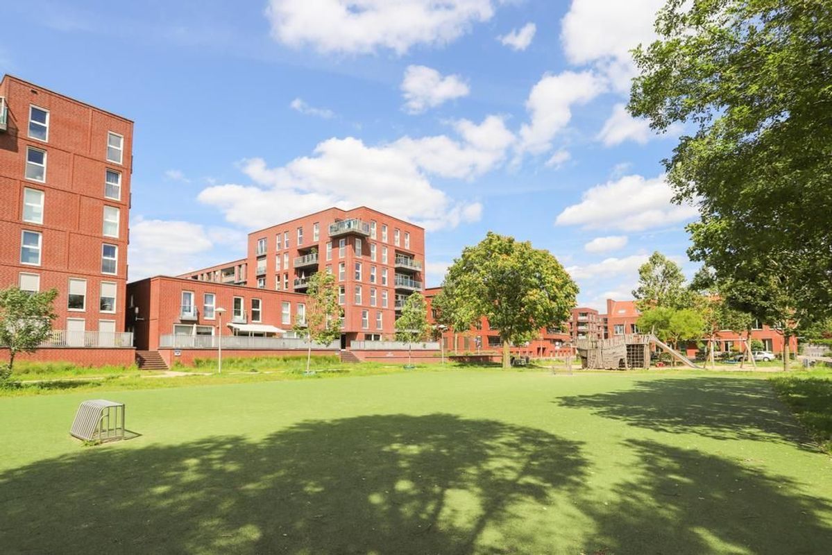 Merwedekade 101 Photo Blur 50