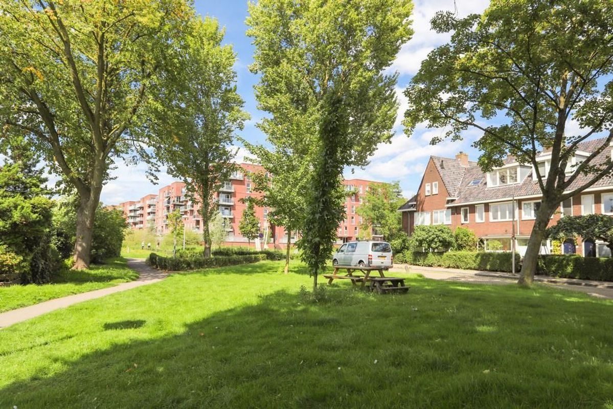 Merwedekade 101 Photo Blur 47