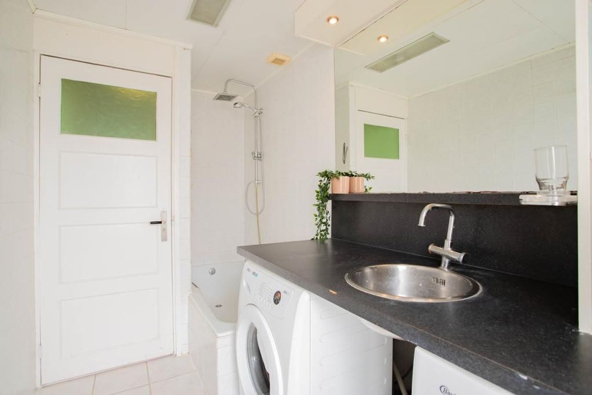 Meloenstraat 44 Photo Blur 16