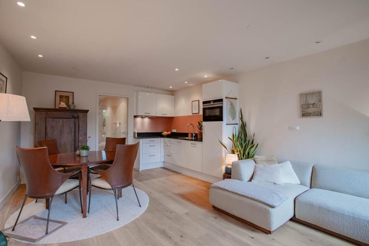 Wittevrouwensingel 26-A Photo Blur 12