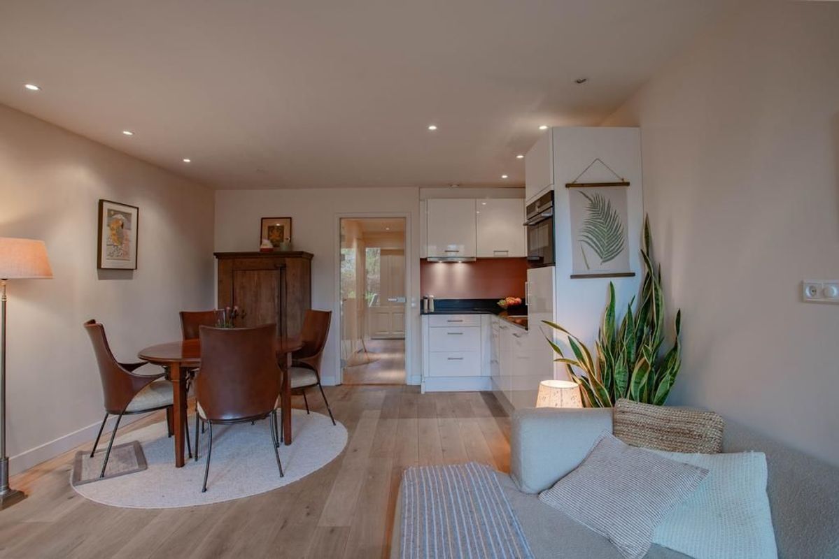 Wittevrouwensingel 26-A Photo Blur 11