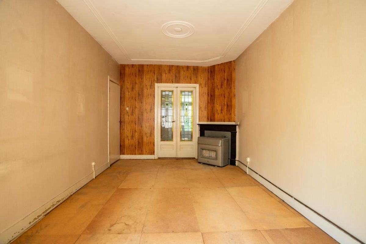 Caan van Necklaan 291 Photo Blur 5