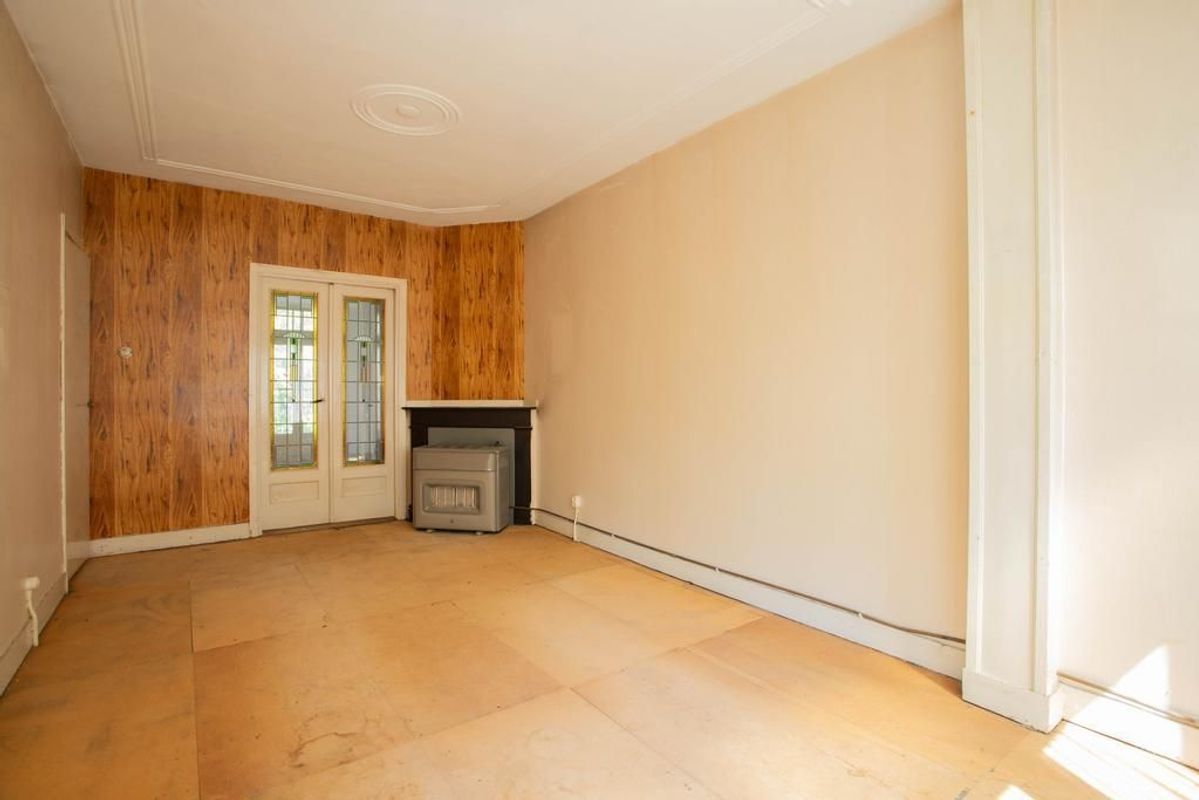 Caan van Necklaan 291 Photo Blur 4