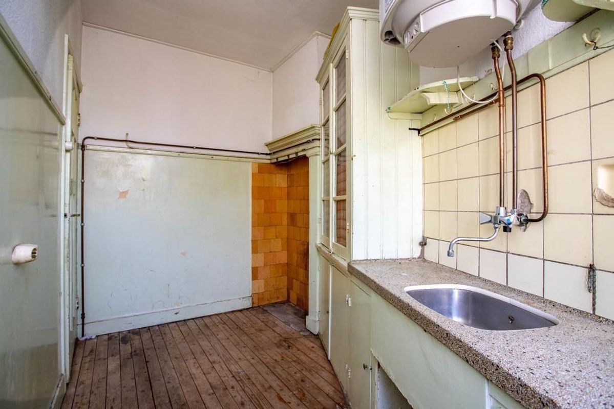 Caan van Necklaan 291 Photo Blur 12