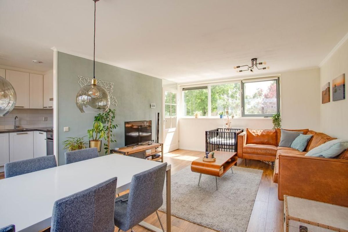 Barnsteenlaan 44 Photo Blur 8