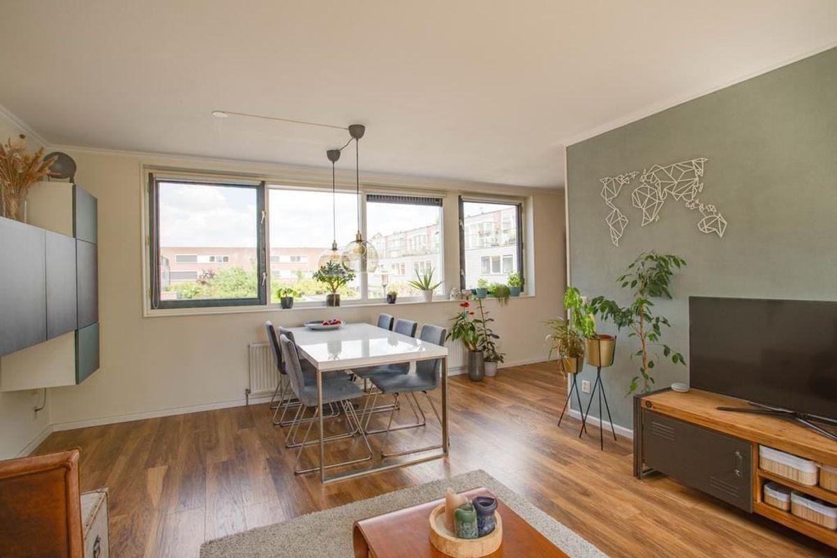 Barnsteenlaan 44 Photo Blur 9