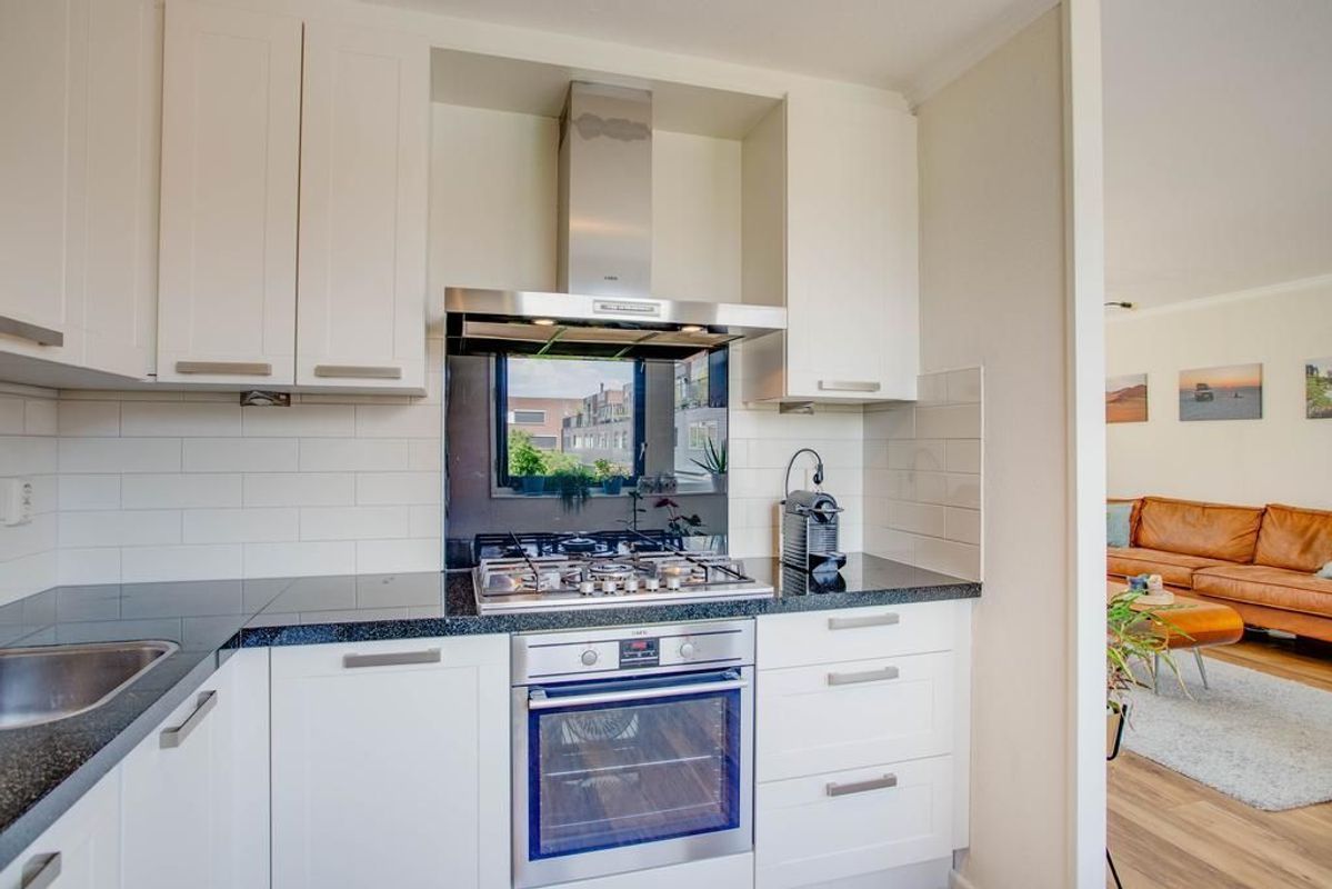 Barnsteenlaan 44 Photo Blur 15