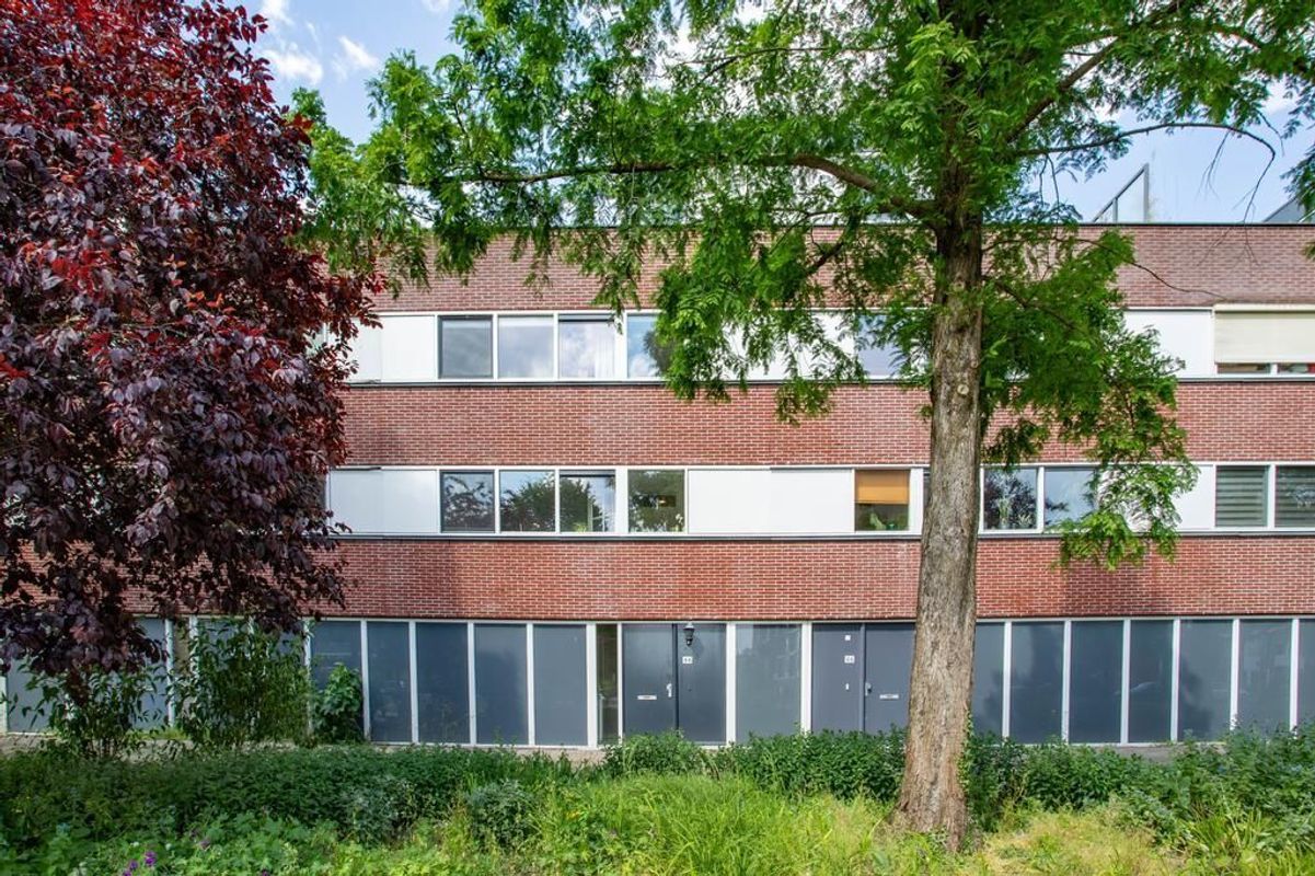 Barnsteenlaan 44 Photo Blur 35