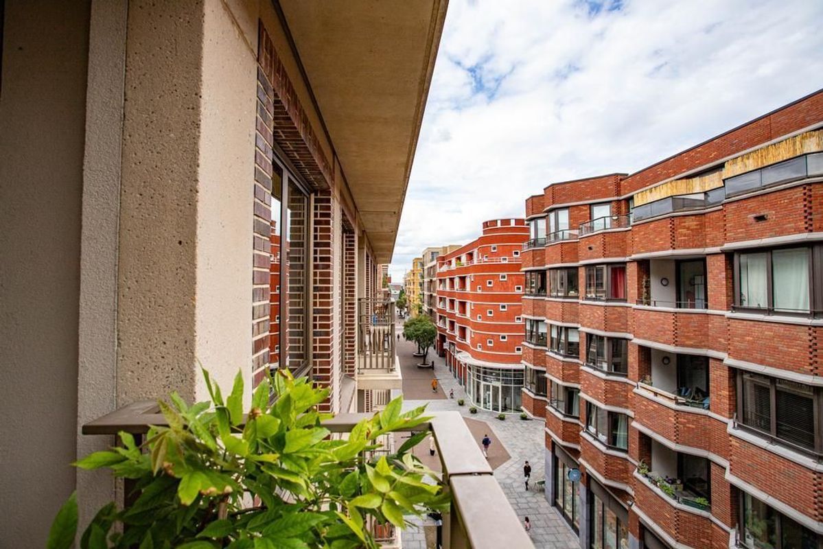 Wenenpromenade 40 Photo Blur 16