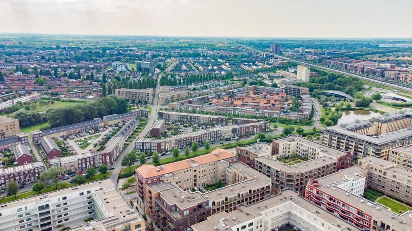 Wenenpromenade 40 Photo Blur 24