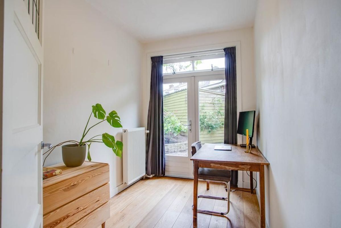 Raadwijk 3 Photo Blur 24