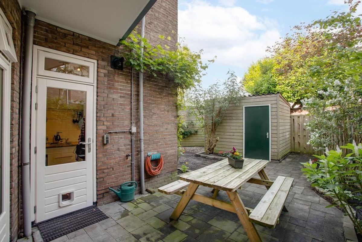 Raadwijk 3 Photo Blur 2