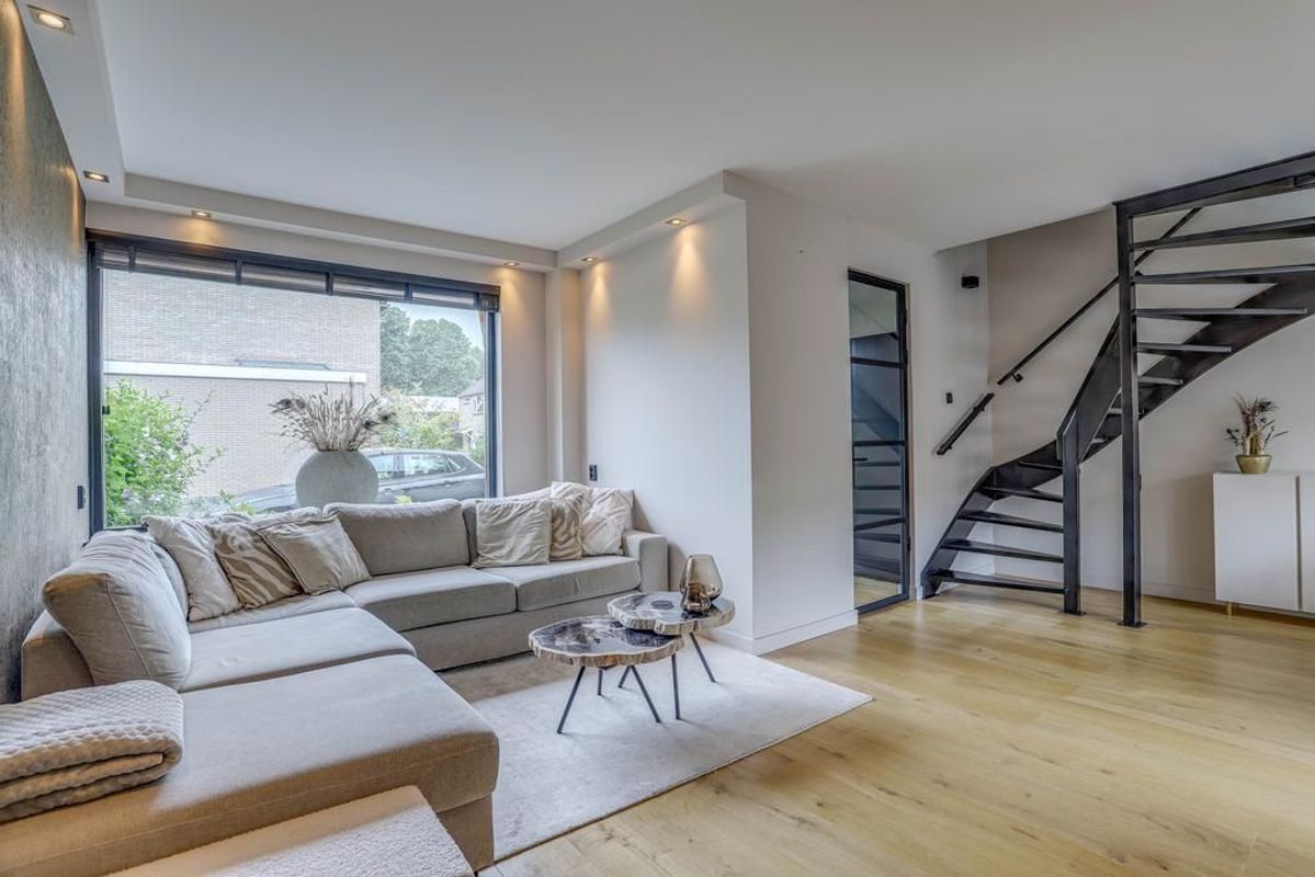 Johannes Poststraat 14 Photo Blur 8