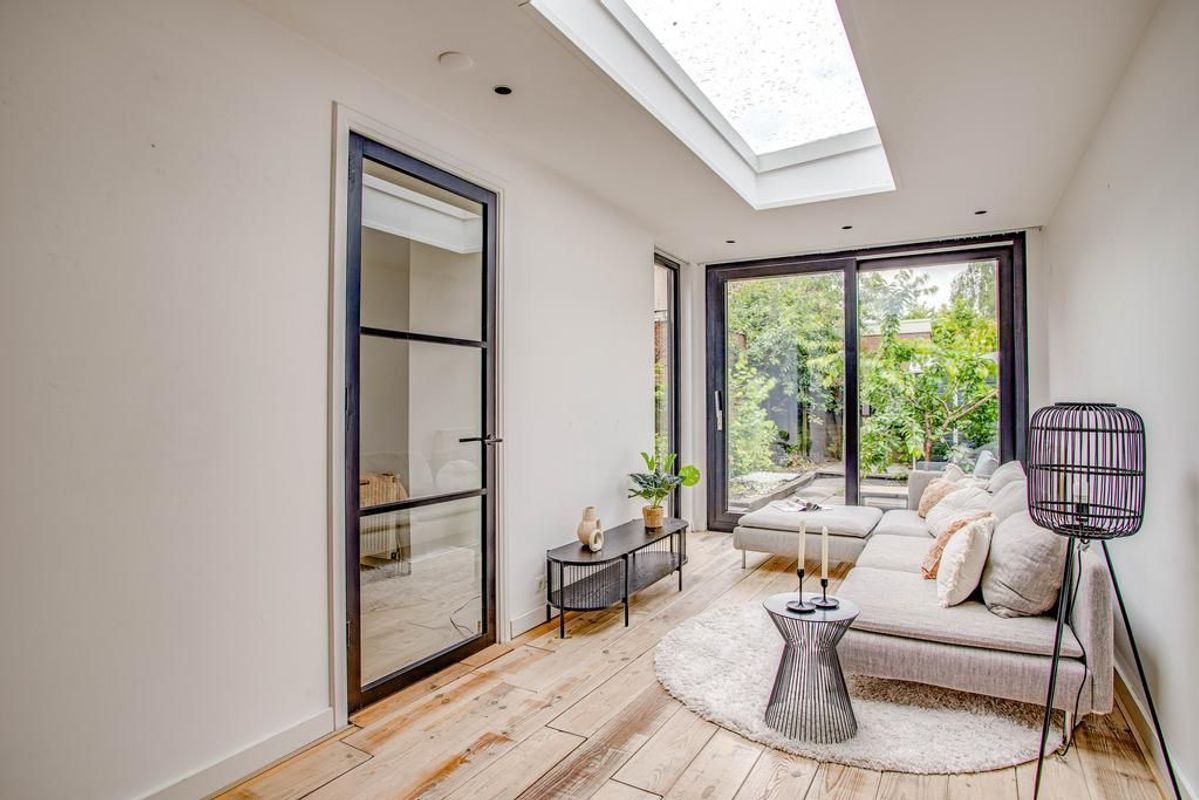 Bilderdijkstraat 7 Photo Blur 3