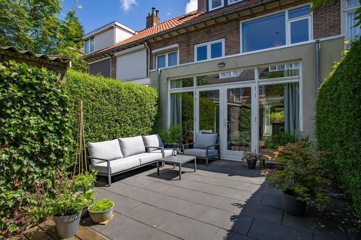 Von Weberstraat 90 Photo Blur 24