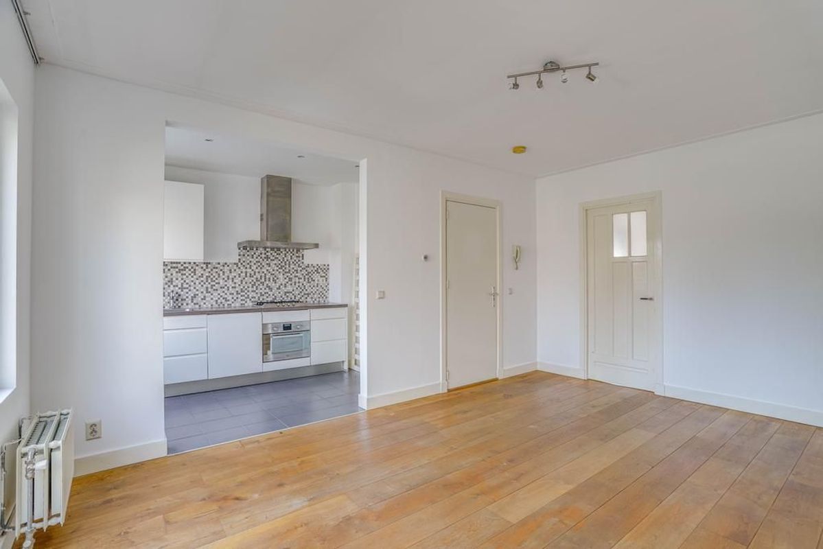 Gouwestraat 33-A Photo Blur 3