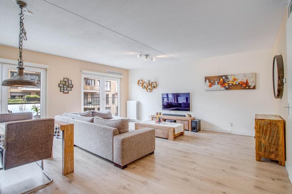 Miles Davisstraat 195 Photo Blur 4