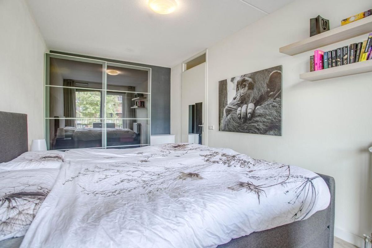 Miles Davisstraat 195 Photo Blur 12