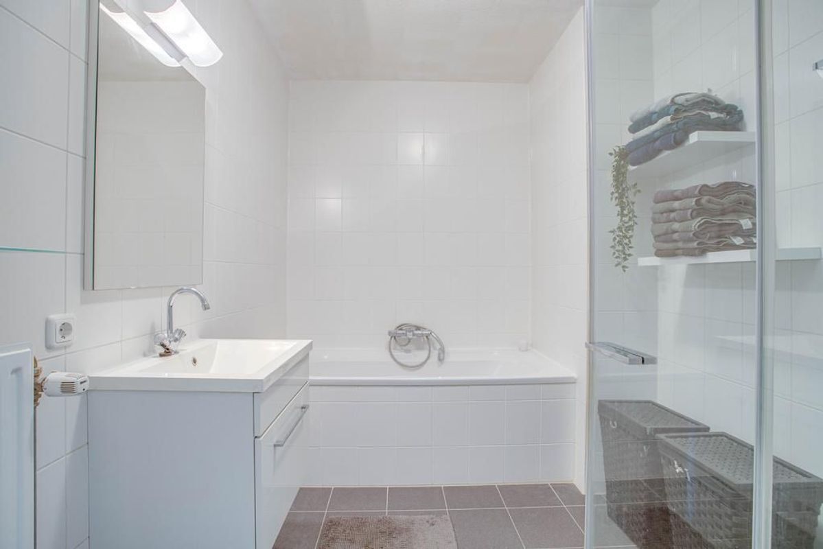 Miles Davisstraat 195 Photo Blur 15