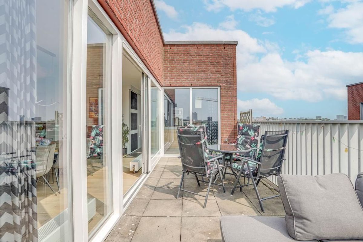 Rolderdiephof 144 Photo Blur 2