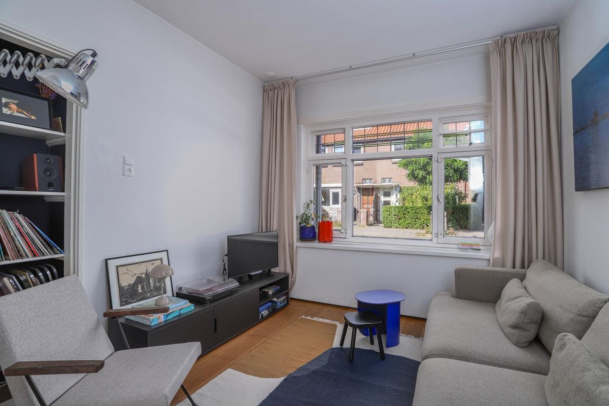 Barkasstraat 2 Photo Blur 8