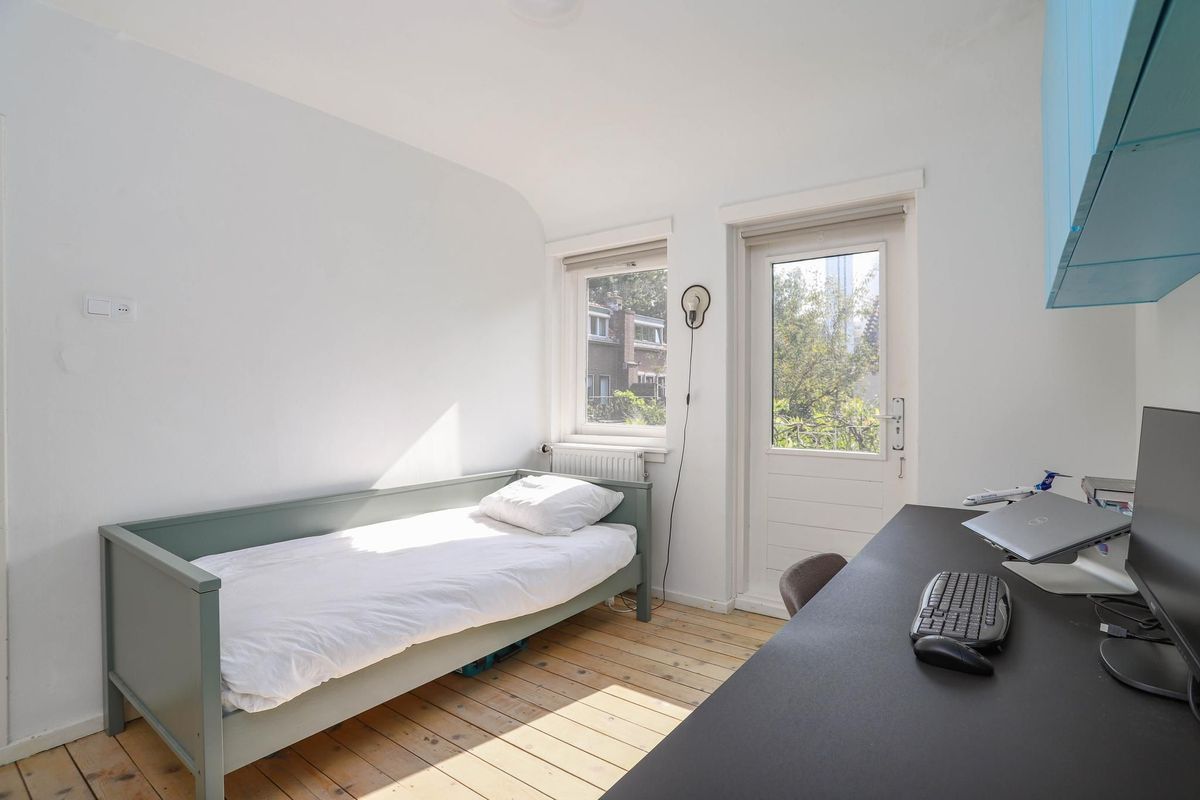 Barkasstraat 2 Photo Blur 24