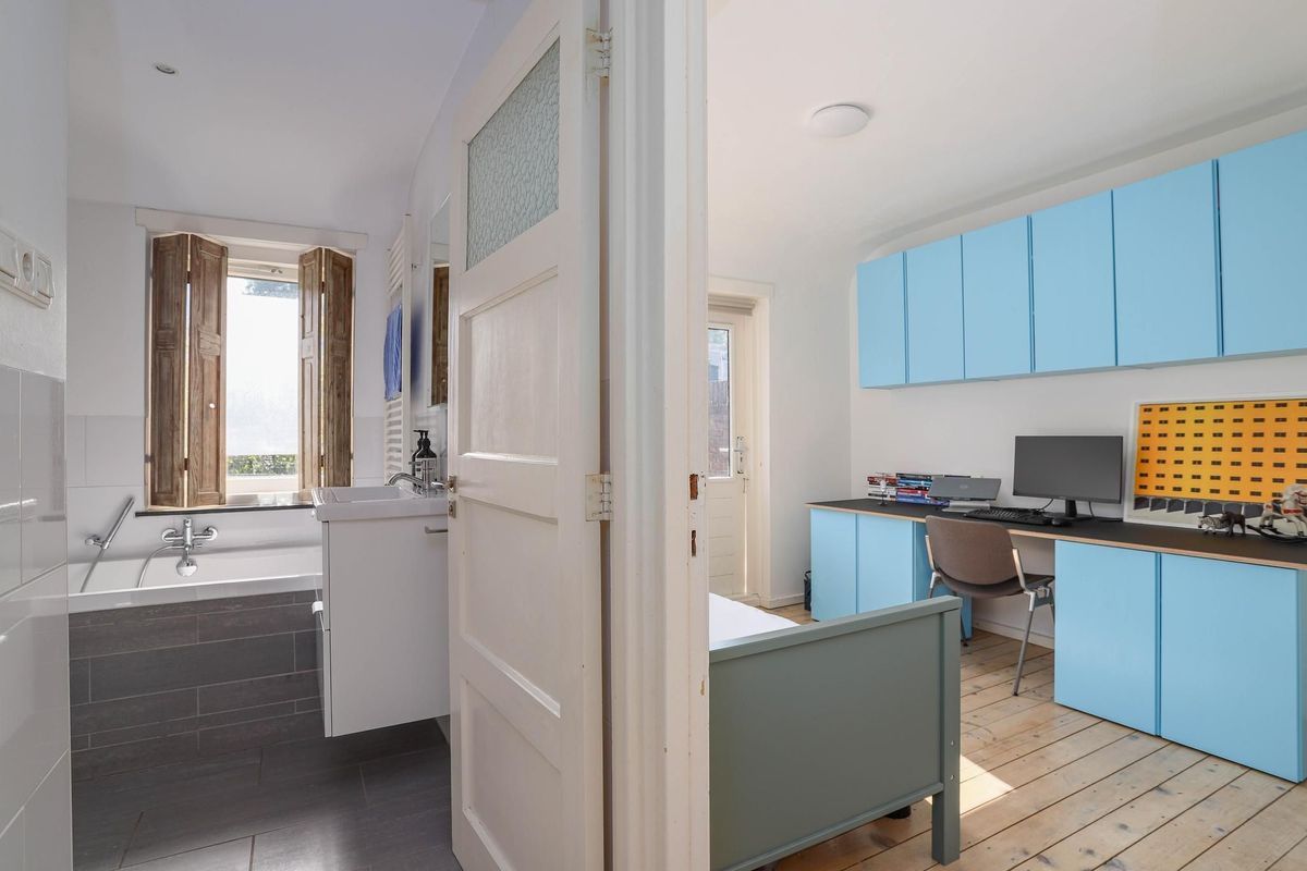 Barkasstraat 2 Photo Blur 28