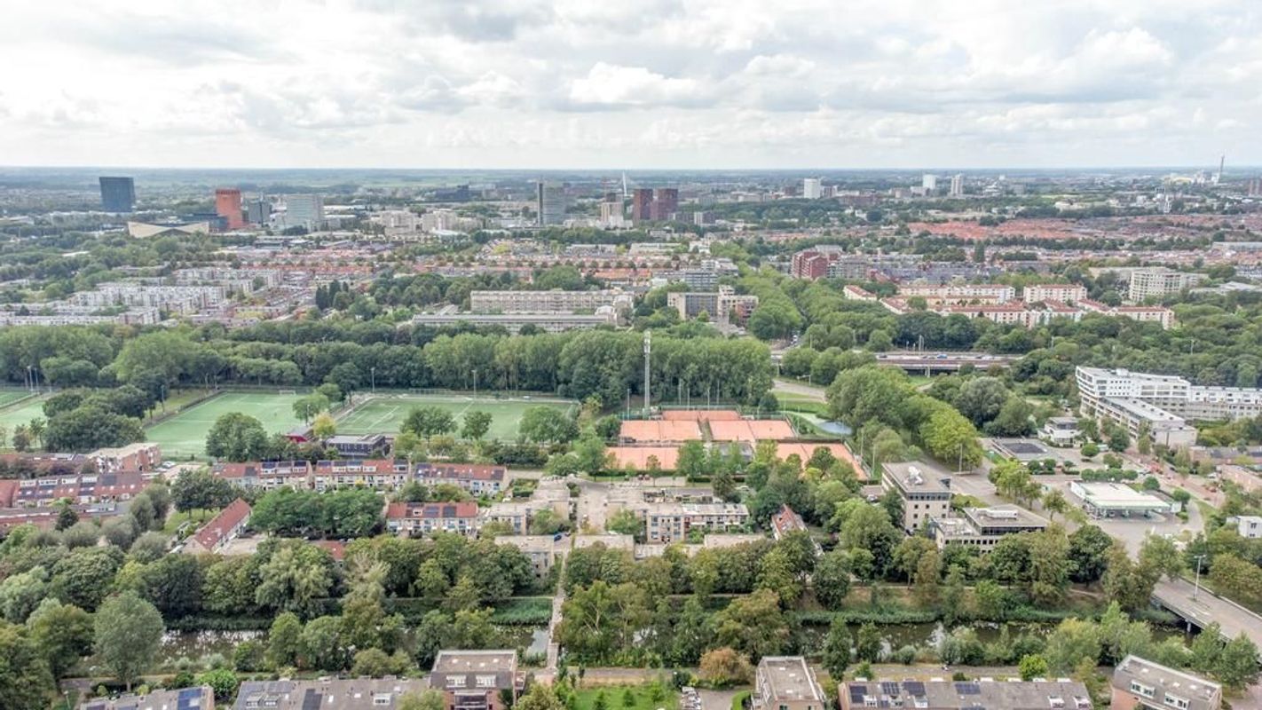 Jungfrau 24 Photo Blur 22